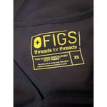 FIGS  Black Scrub Top Threads for Threads Size XS Photo 2