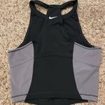 Nike Dri-Fit Sports Bra Crop Top Colorblock. Size Women's Small. Photo 2