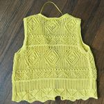 Universal Threads A new day yellow knit vest Photo 3