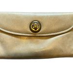 Roots  Canada beige leather trifold wristlet wallet Photo 0