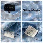 ELLANDEMM Cloud Sky Sweatshirt Blue Medium Walking on Sunshine Statement Photo 6