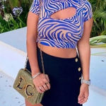 Bershka Zebra Blue Tan Short Sleeve Crop Top Front Slit Size Large Photo 0