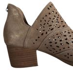 Sofft Leather Wyoming Laser Cut Booties Gold Shimmer Size 7 Photo 6