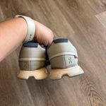 on cloud  5 Running Shoes in color “Surf/Cobble” Photo 8