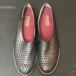 Munro  perforated slip-on sneakers Size 9 women’s Photo 5
