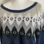 American Eagle - Wool Blend Navy Cream Sweater Photo 1