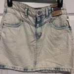 Aeropostale Aero high rise acid wash jean skirt in size 6 Photo 0