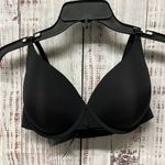 Amazon Essentials Women's Classic T Photo 6