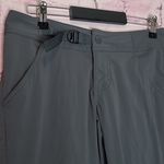 prAna  GRAY SHIRRED OPEN SIDE KNEE CAPRI ADJUSTABLE BELT WAIST PANTS WOMENS 2 Photo 2