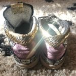 P448 Queenie Sneakers Photo 3