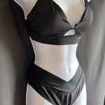 Shade & Shore Shade shore Black Bikini Set Photo 4