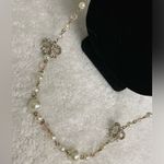 Pearl and rhinestone bow necklaces Gold Photo 2