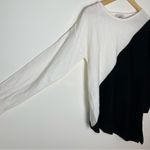 Dress Barn | Black & White Colorblock Asymmetrical Hem Sweater | PXL Size undefined Photo 2