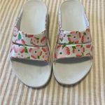 OOFOS OOahh Limited Edition Cherry Blossom White Floral Sandals M5 / W7 Size 7 Photo 5