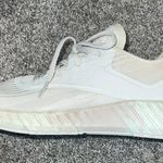 Reebok Sneakers Photo 1