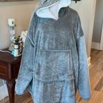 The Comfy Snuggie Pullover Blanket Gray Velvety Sherpa Robe Womens XS S M L XL Photo 10