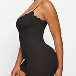 SKIMS FITS EVERYBODY LACE ONESIE ONYX XL Photo 3