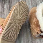 UGG women’s bailey bow tan  boots Photo 4