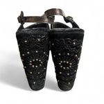 Donald Pliner  MADE IN‎ ITALY VELVET EMBROIDERED WEDGE SANDALS SIZE 7 Photo 3