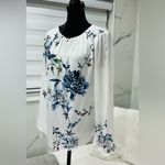 White House | Black Market Beautiful WHBM blouse ๐ธ๐ธ๐ธ Photo 1