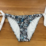 Source Unknown Women’s Juniors‎ Unbranded Side Tie Bikini Bottoms Blue White Floral Size Large Photo 0