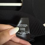 Aritzia  Babaton sculpt knit rib short sleeve square neck crop top sz m‎ black Photo 5