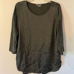 Vince Women's Silk Olive Green 3/4 sleeve scoop neck Top in size large Photo 0