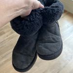 The Comfy Boots brown fleece lined womens 6 Photo 1