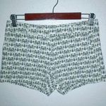 Banana Republic  2 Petite 29 Cotton Elephants All Over Pattern Shorts in Olive Photo 0