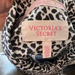 Victoria's Secret ‎ Pajama Shirt Photo 6