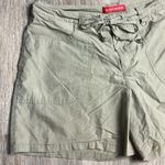 Gloria Vanderbilt  Shorts Size 12 Photo 3