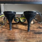 Bruno Magli Black Petal design peep toe heels size 6.5 Green Photo 2