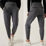 Athleta  Gray Venice Joggers Pants Sz.S Photo 1