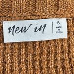 New In Camel Knit Sweater size Small Button Detail Long Sleeves NWT V Neck Brown Photo 9