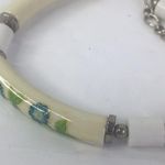 Vintage bone china bracelet floral floral white blue 9.5" Cottagecore Photo 2