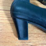 Clarks  Artisan Vermont Terrace Black Leather Pumps Photo 4