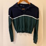 Brandy Melville  Green & Black Cropped Sweater – Women’s Photo 1