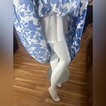 Aakaa Floral Blue and White Dress Photo 7