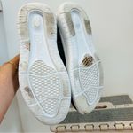 Blondo  Karen Waterproof Knit Sneaker camo size 7 Photo 4