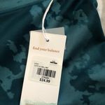 Balance Collection Leggings  Photo 2