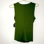 AUW 🆕  Green Sleeveless Top Photo 4