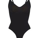 SKIMS NWOT  Seamless Sculpt Thong Body Suit Onyx Size XS Photo 0