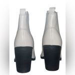 Marc Fisher  Womens Carves White Leather Ankle Boots Boots Size 7 Photo 2