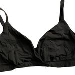 SKIMS NWT  triangle bra sz M Photo 0