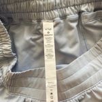 Lululemon  Hotty Hot Shorts Daydream Blue Low Rise LR 4” Running Size 4 EUC Photo 8