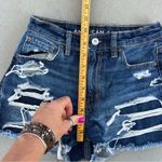 American Eagle Mom Short Distressed Dark Wash Strigid AEO size 00 Photo 7