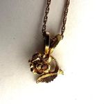 Trifari  vintage gold tone flower pendant necklace Photo 4