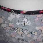 Decree  L Black Tiny Flowers Top Photo 2