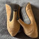 Adrienne Vittadini Camel Suede Pointed Toe Ankle Strap Heels Size 7ā High Heel Photo 8