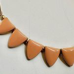 Peach enamel and gold tone triangle necklace Photo 4